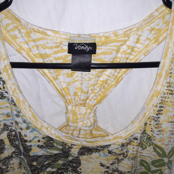 Vanity tank top - Picture 2 of 4